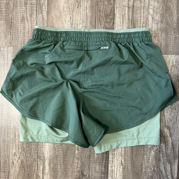 Nike shorts - Picture 3 of 3